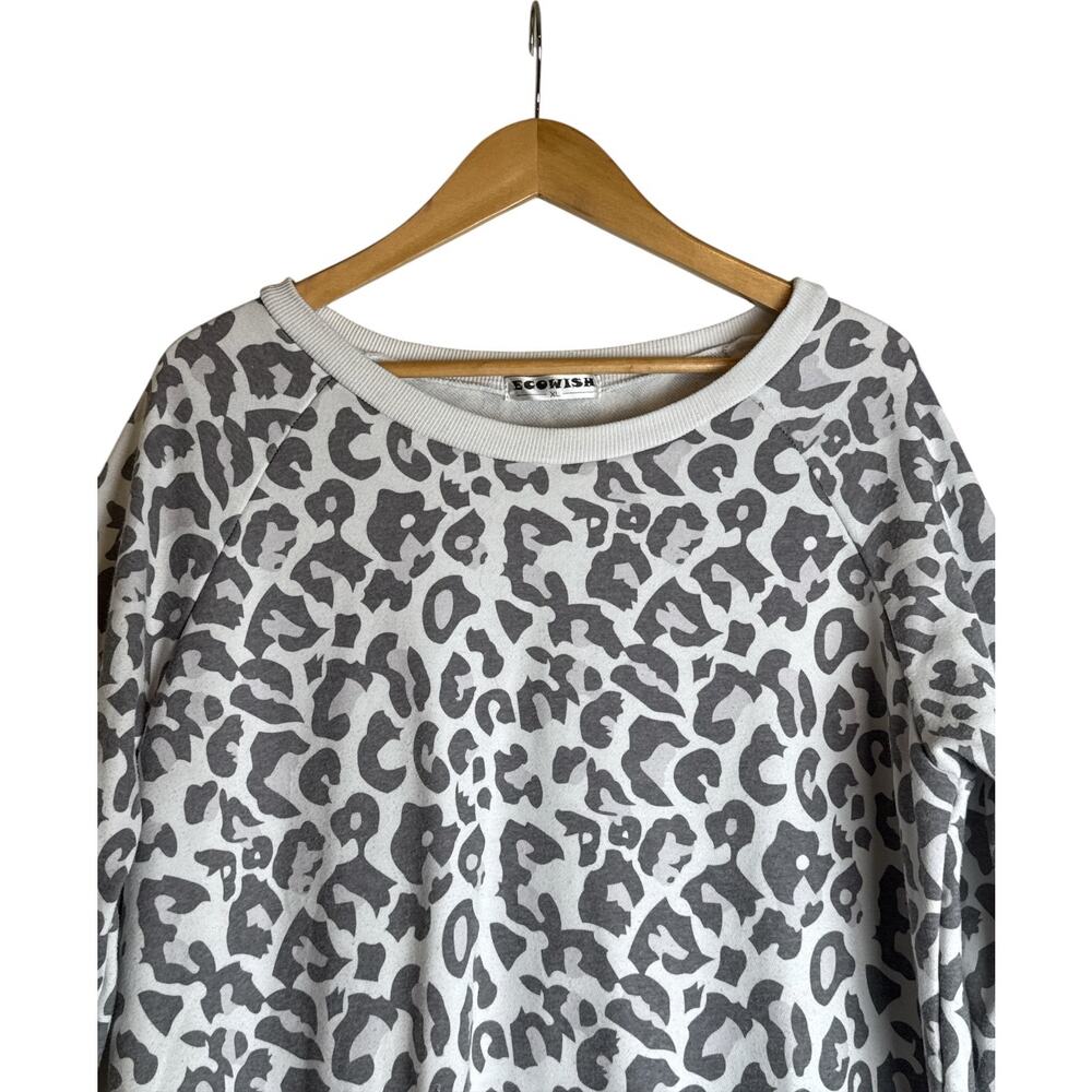 Ecowish Leopard Print Sweatshirt Women’s XL Gray Crewneck Pullover EUC - Picture 4 of 8